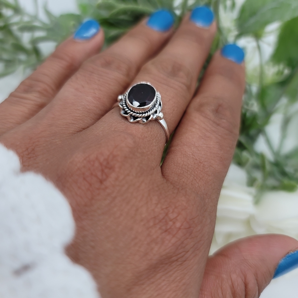 🥰 ROPED GARNET RING - Picture 4 of 8